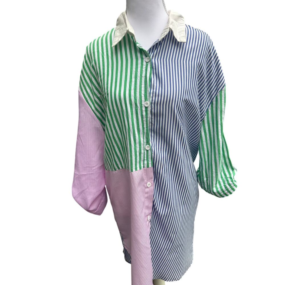 White Collared Striped Multicolor Patchwork Resor… - image 2